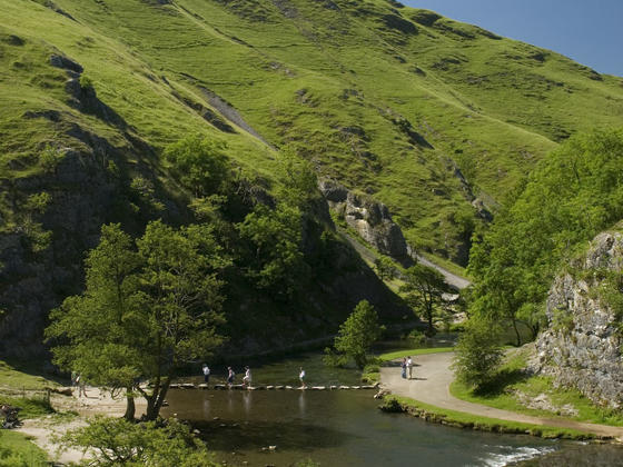 River dove with hills in the backdround