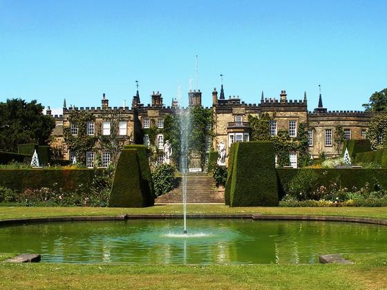 Water fountain at Renishaw Hall and gardens