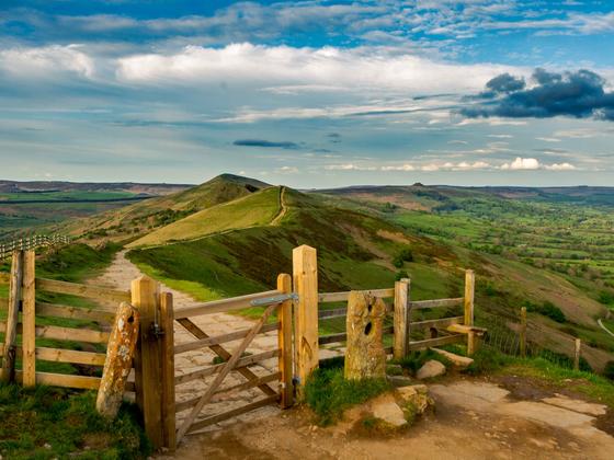 Great ridge at Mam Tor